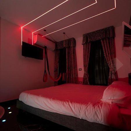 Suite Luxury Bdsm Roma Esterno foto