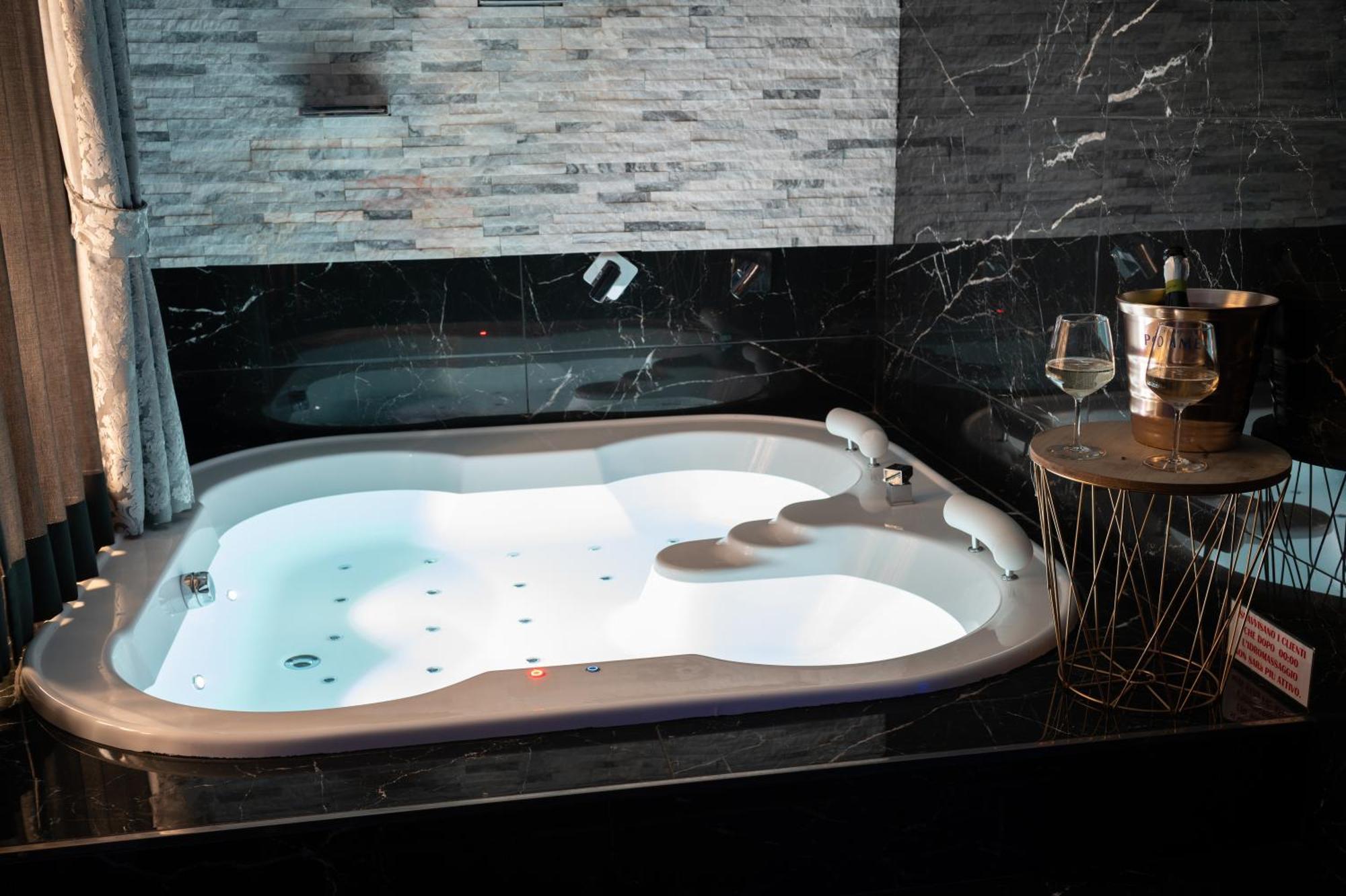 Suite Luxury Bdsm Roma Esterno foto